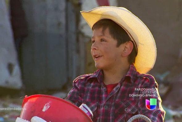 Tras el éxito de 'Amores verdaderos', Adrián obtuvo personajes en 'La rosa de Guadalupe', exponiendo su talento con diferentes casos de la vida real.