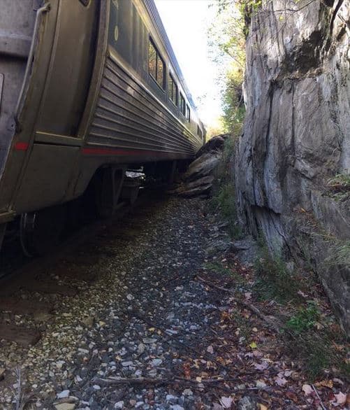 Tren de Amtrak se descarrilla vía a Nueva York