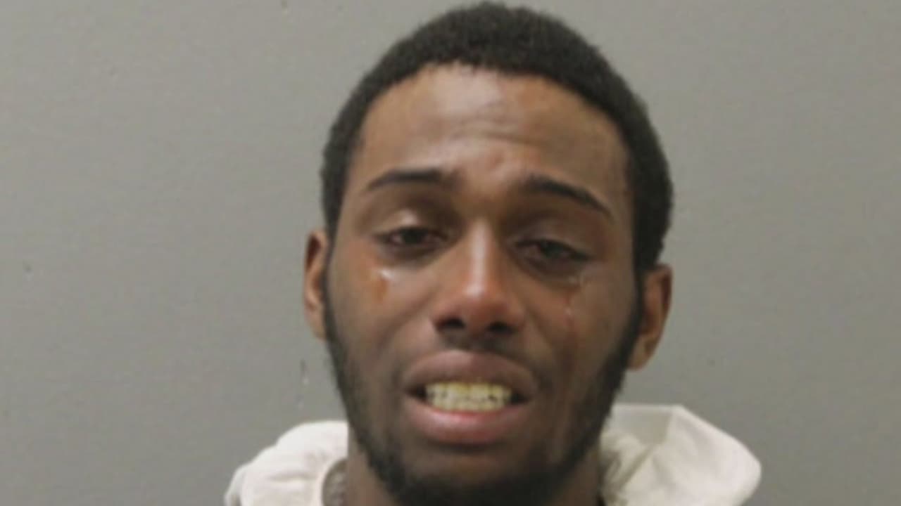 Un joven de 18 años enfrenta cargos por la muerte de una universitaria del sur de Chicago