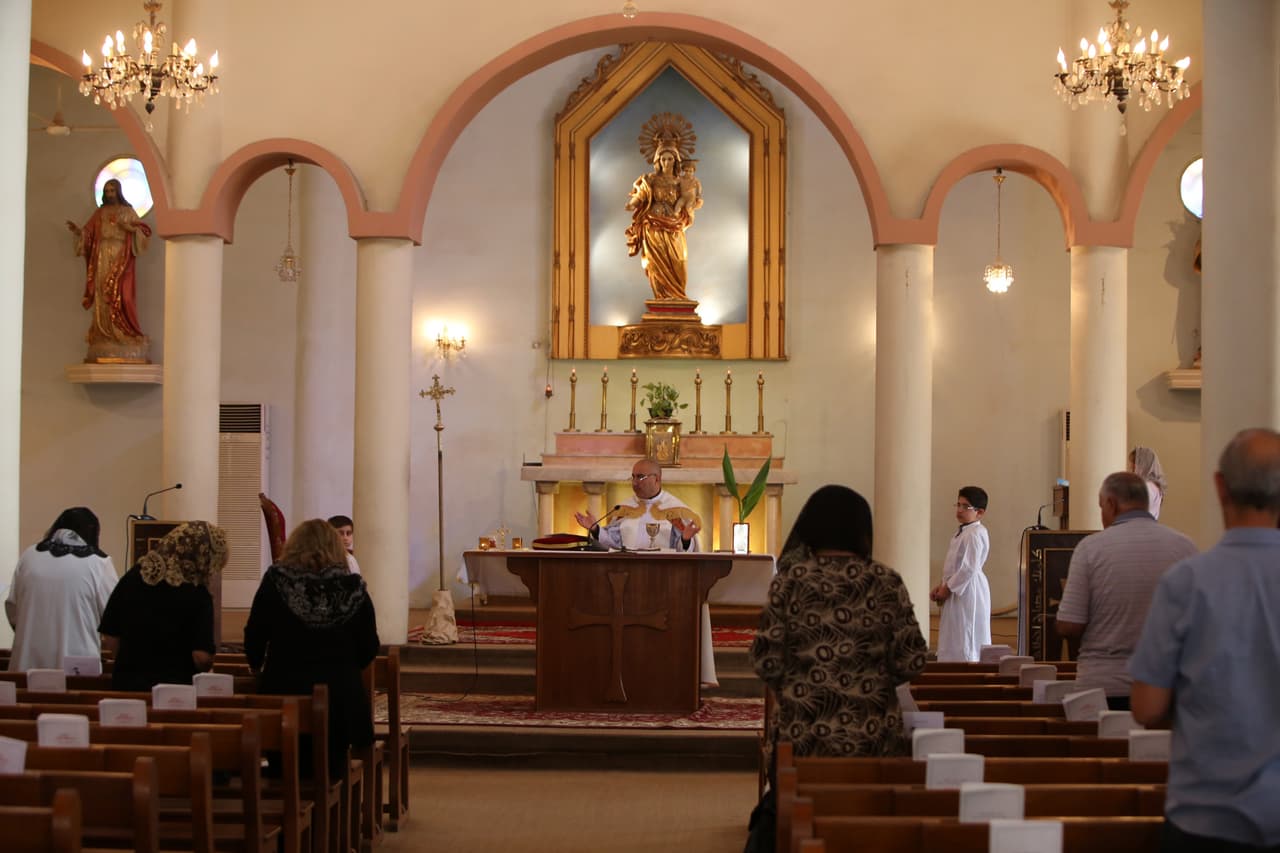 Corte bloquea temporalmente la deportación de más de 100 iraquíes indocumentados