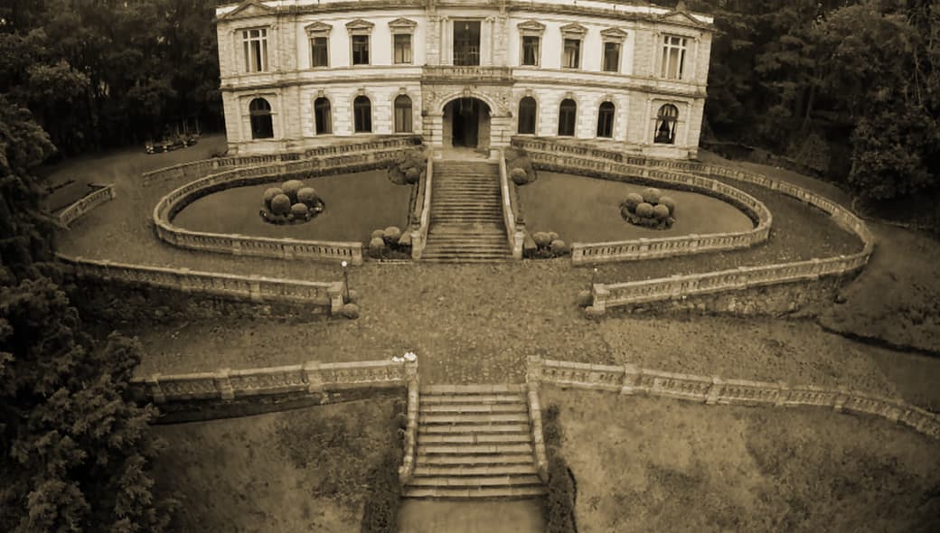 Conoce la historia de El Hotel de los Secretos