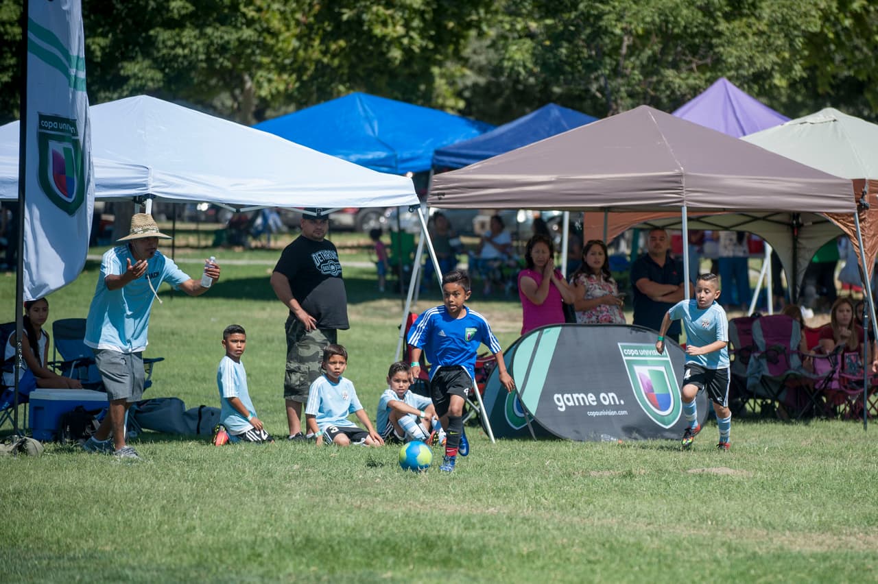 Diversión familiar en Copa Univision Fresno.
