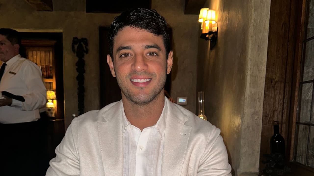Carlos Vela reaparece en redes en medio de futuro incierto