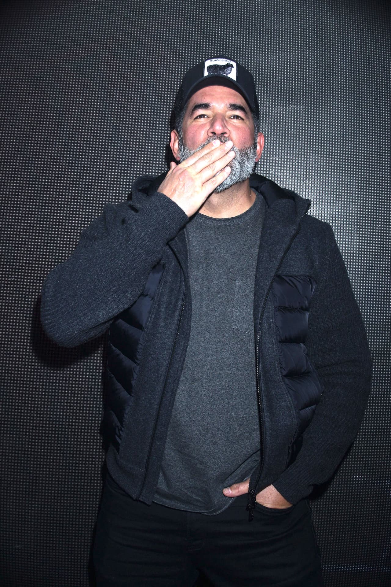 Señaló que han tenido una buena relación a pesar de su divorcio: "
<b>Tenemos dos hijos hermosos de por medio</b>", agregó al reportero Edén Dorantes.
<br>