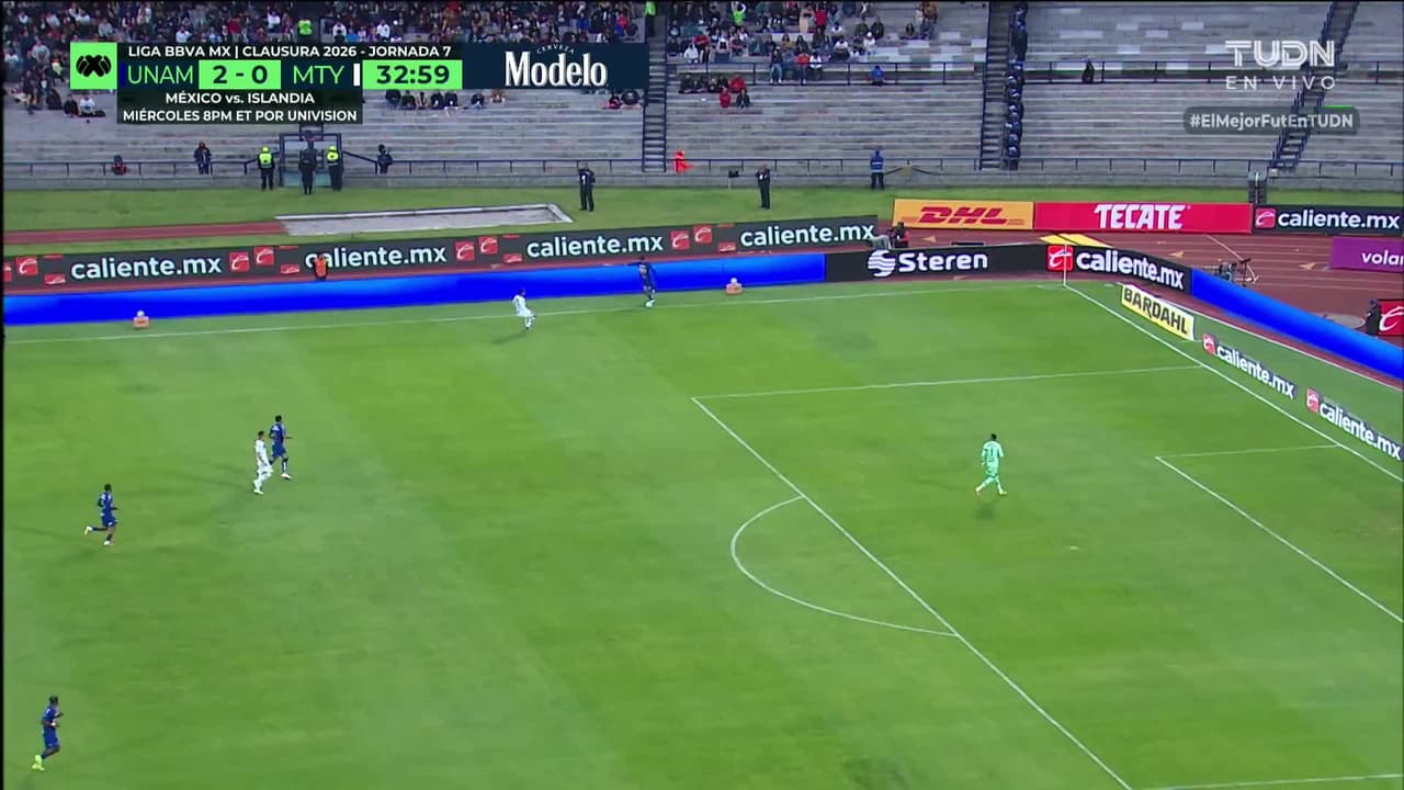 ¡TIRO ATAJADO! disparo por Juninho.