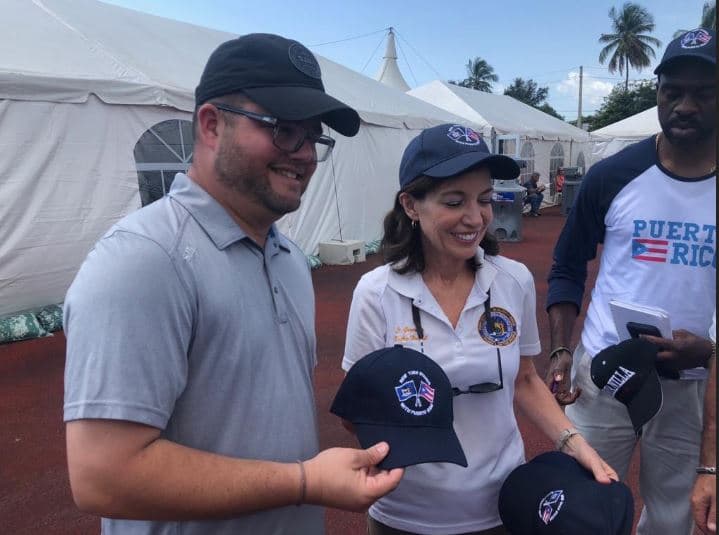 Vicegobernadora de Nueva York recorre zona suroeste afectada por terremotos