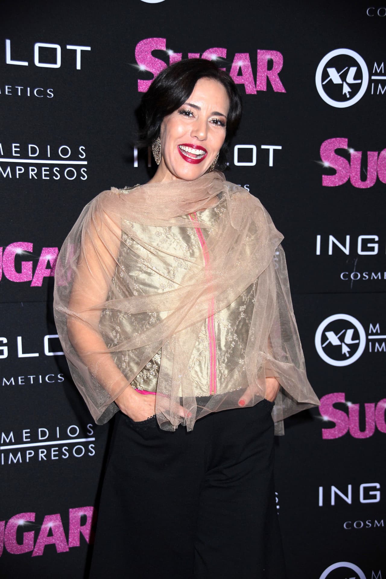 Cientos de amigos y seguidores del actor reaccionaron, entre ellos 
<a href="https://www.univision.com/famosos/humberto-zurita-y-stephanie-salas-arbol-de-navidad-fotos-video">Stephanie Salas, su actual pareja</a>.