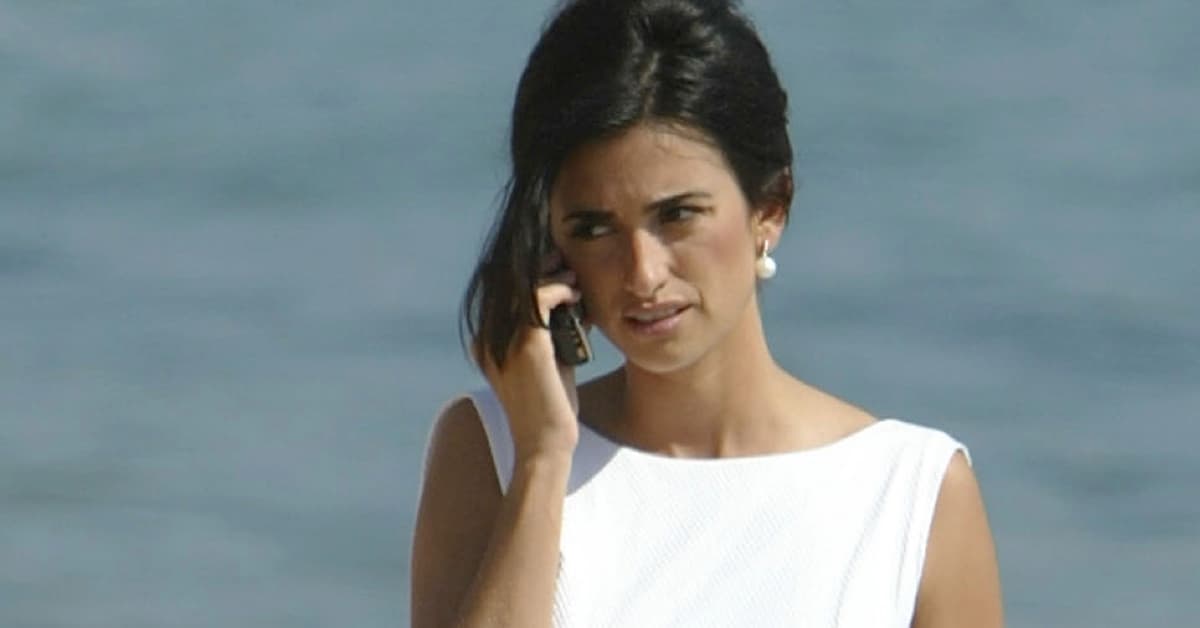 La difícil llamada que tuvo que hacer Penélope Cruz antes de actuar en la serie sobre Versace  

