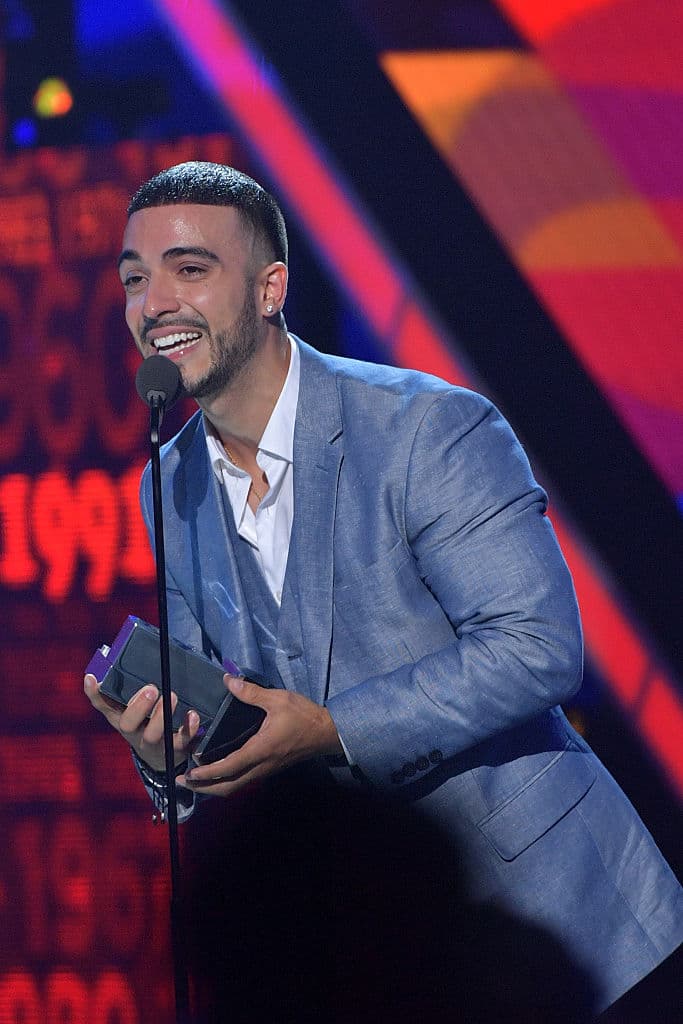 Un momento emotivo fue cuando Luis Figueroa recibió el premio al mejor cover.