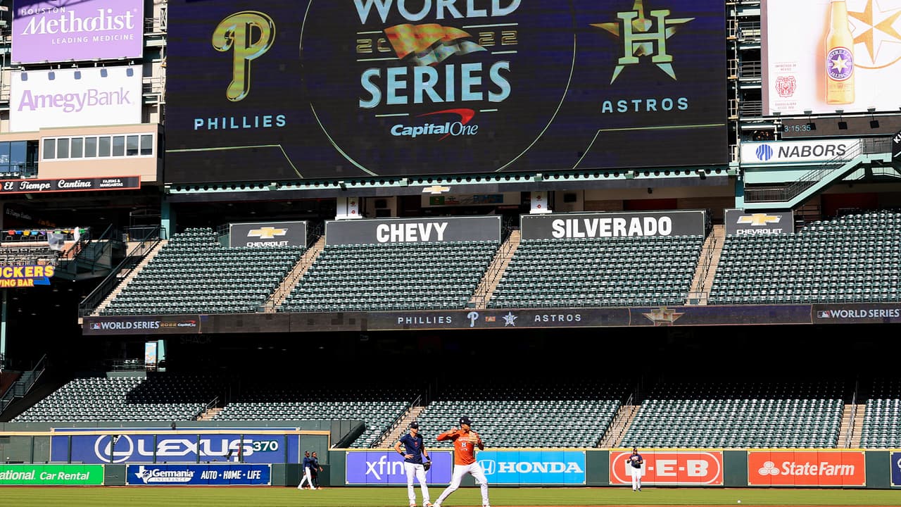 ¿Estará el techo abierto o cerrado este viernes? la respuesta es que estará cerrado porque se pronostica tiempo severo desde este jueves en Houston.