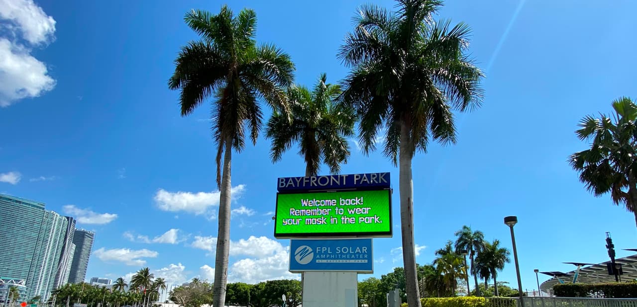 El director ejecutivo del Bayfront Park, José Solano, dijo que la decisión fue para “garantizar la seguridad y salud de los residentes durante la pandemia del covid-19”.