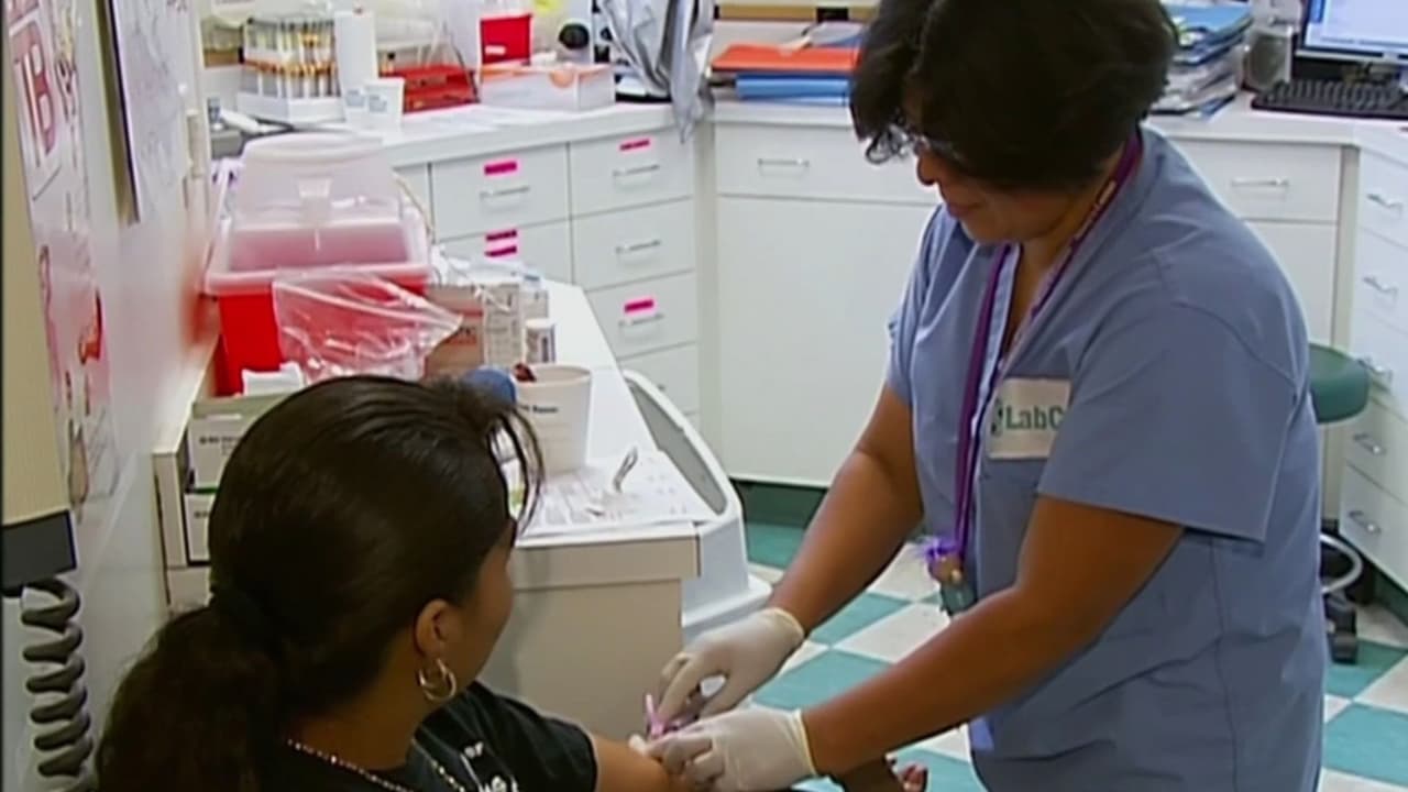 "Es un proceso angustiante": Pareja de refugiados pierde su Medicaid este 1 de octubre; temen por la vida de un paciente