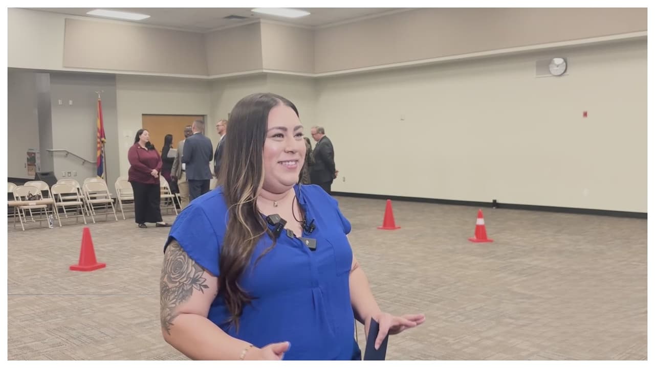 Maestra de Phoenix gana el Premio Nacional Milken: Conoce la historia de Angélica García