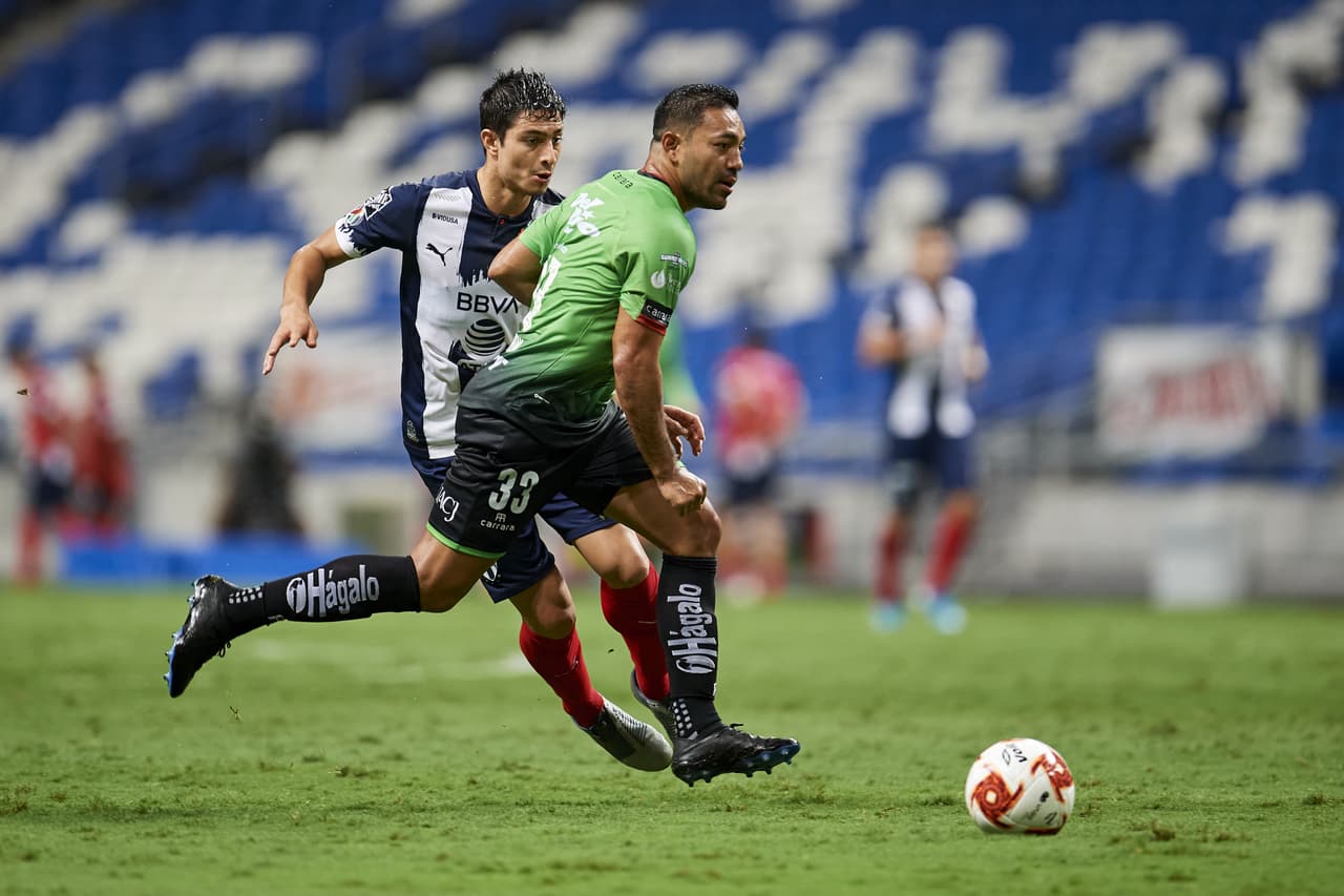 Con doblete de Aké Loba, los Rayados consiguen adueñarse de los puntos en casa.