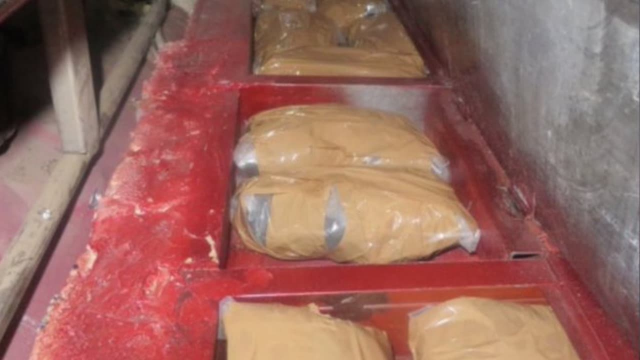 Un total de 48 libras de metanfetamina y aproximadamente 597,640 pastillas de fentanilo.