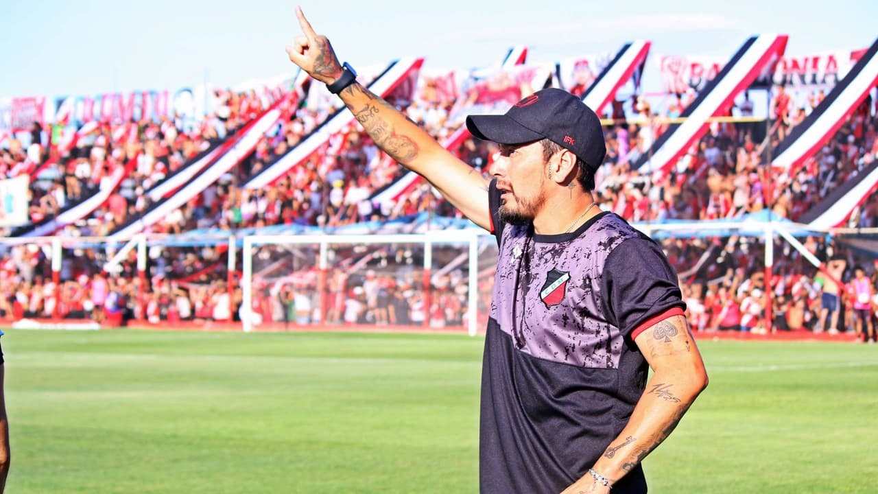 Despiden a Rubens Sambueza ¡tras tres juegos!