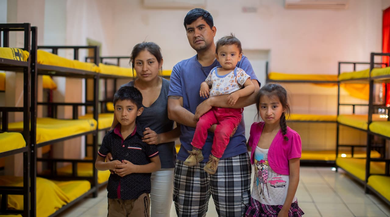 De la sierra a la frontera: sembradores de amapola huyen de Guerrero por la violencia del narcotráfico del que viven