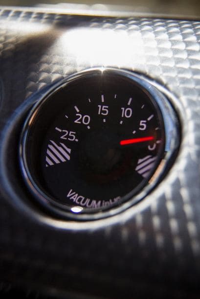 Ford Mustang 2015 también ofrece la opción de un motor EcoBoost V6 capaz de producir 310HP @2,500RPM y 320Lb-Pie @4,250