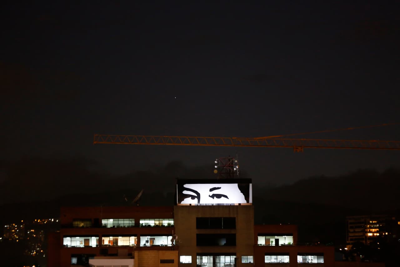 Un atardecer caraqueño (REUTERS/Carlos Garcia Rawlins).