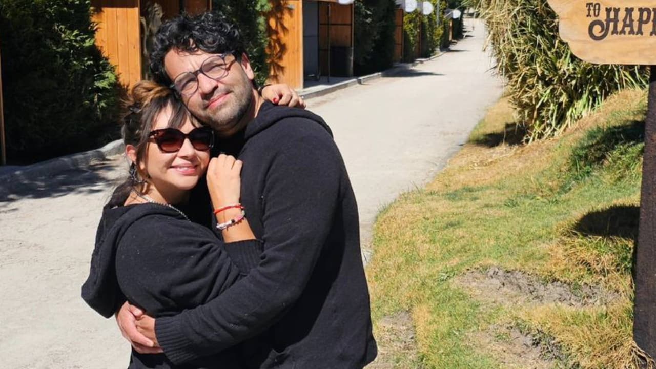 Daniela Luján se comprometió con su novio Mario en septiembre de 2023.