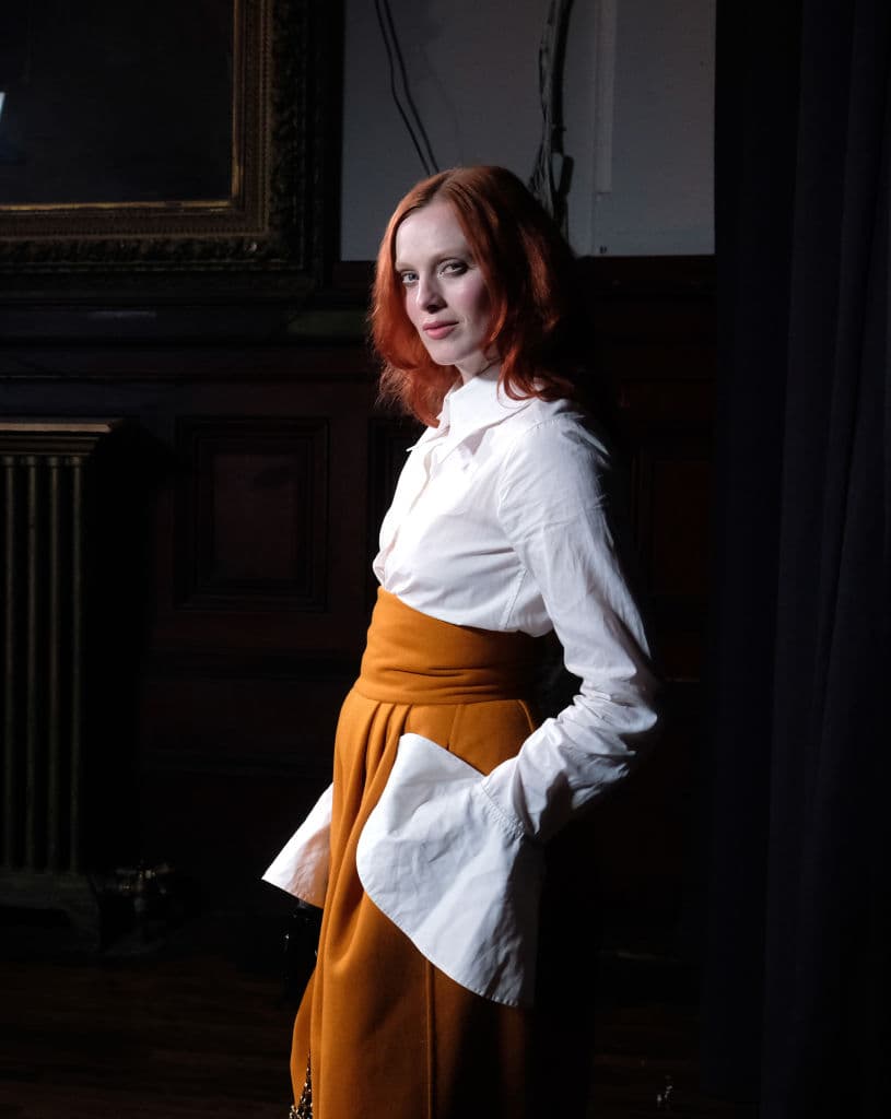 Paulina Porizkova agregó que, en los primeros días de su carrera, a las modelos jóvenes se les enseñó a ver el "acoso sexual como un cumplido".