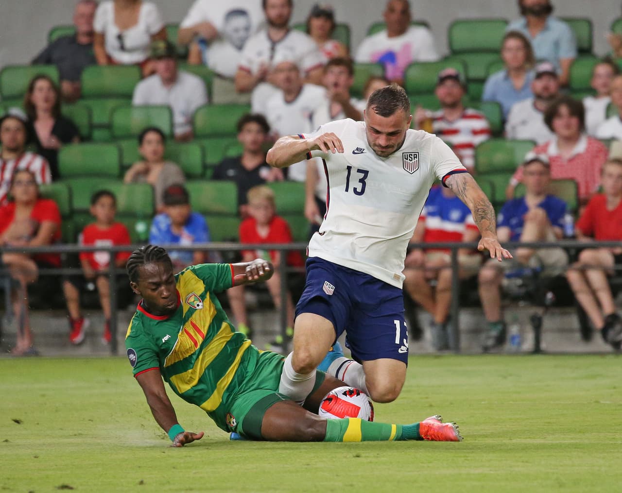 Con la categoría del campeón de la Concacaf Nations League, Estados Unidos goleó a Granada en una gran noche de Jesús Ferreira y con gran ambiente en la Arena Q2 de Austin, Texas.