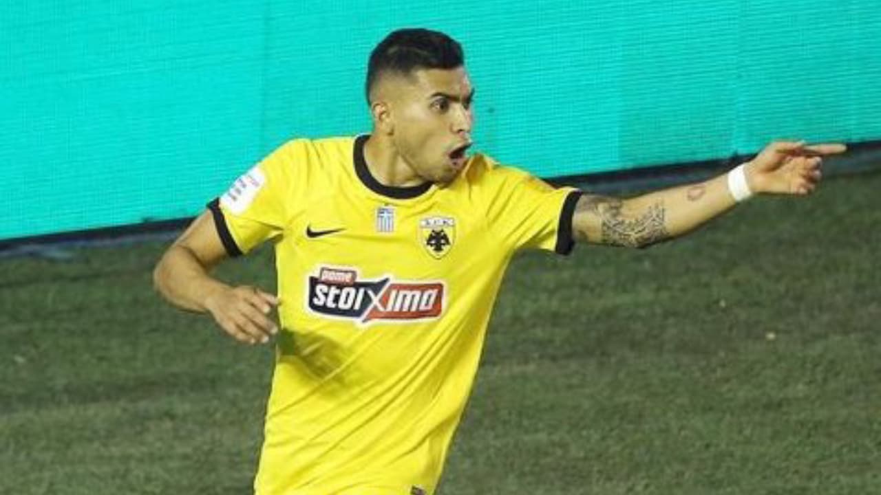 Espectacular golazo de Orbelín Pineda en dolorosa derrota con el AEK