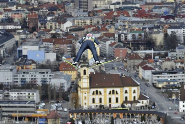 6. Austria.- Los precios de la vivienda aumentaron 10.1% en Austria. Los amantes del esquí pueden comprar alrededor de 170 metros cuadrados de espacio en las montañas por unos 653,000 dólares.