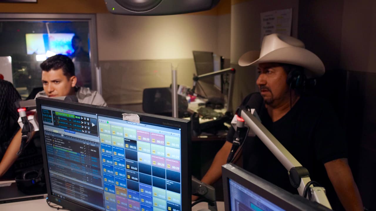 La Arrolladora Banda El Limón y su divertida entrevista con 'El Bueno, La Mala y El Feo'.