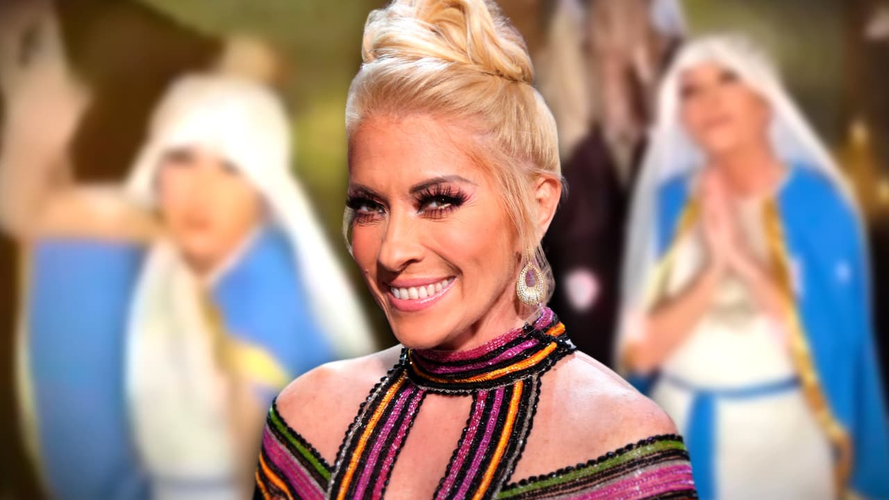 La cantante mexicana Yuri se disfraza de la virgen María y le imputan burlarse de la fe de otras personas