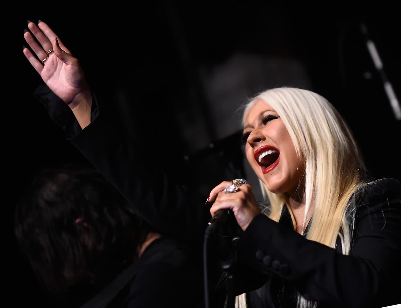 Christina Aguilera. La cantante y protagonista del programa "The Voice" ha tenido eventos de recaudación de fondos para Hillary Clinton.