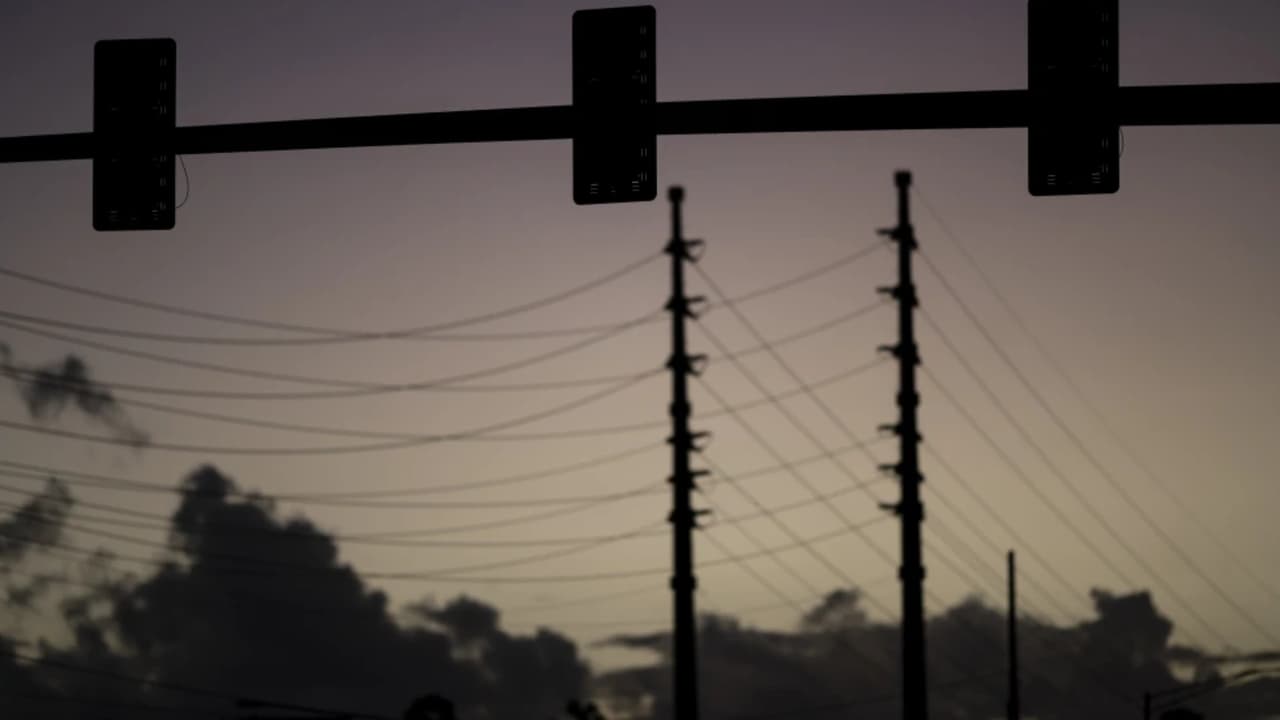 Puerto Rico pasará del combustible fósil a la energía limpia en 2050, según estudio federal