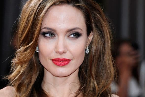 Angelina Jolie confiesa no quería divorciarse de Brad Pitt 