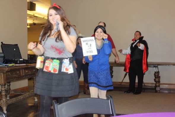 ¡Así es como Univisión Arizona celebra el Halloween!  Dulces, calaveras, disfraces y mucha diversión. 