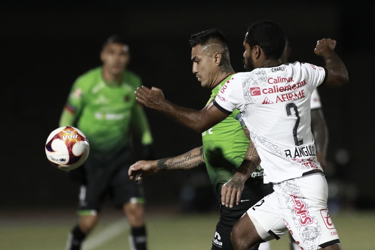 Lezcano se perdió la oportunidad de abrir el marcador tras errar un penal a los 78’ de juego. En la J3, los Bravos se medirán al América en la frontera y Xolos visitará al Puebla.