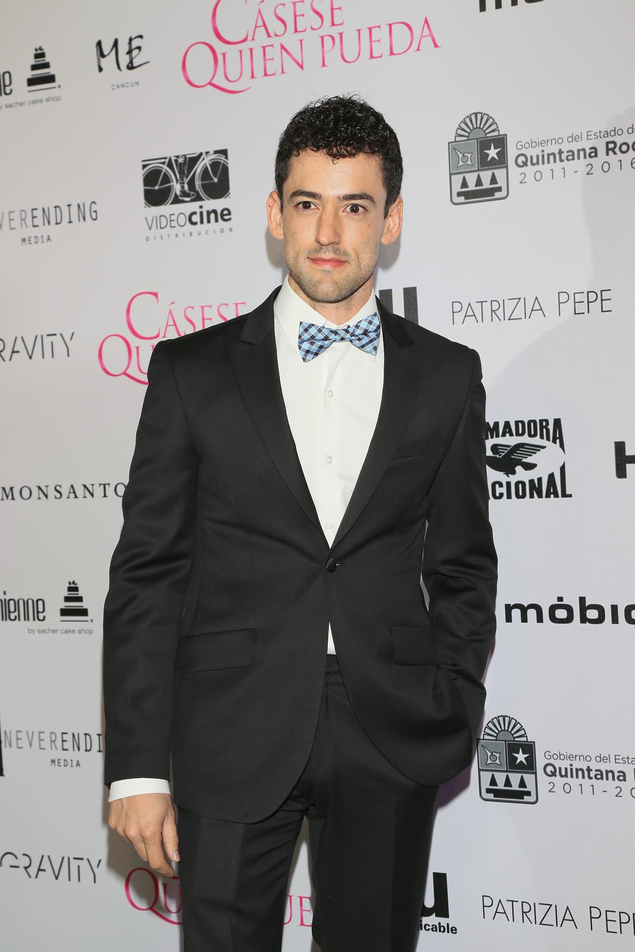 Puede que su cara te resulte familiar por trabajos como 'Efectos Secundarios' o 'Manos Libres', pero fue su personaje de Javi Noble, en 'Nosotros los Nobles', el que le trajo fama mundial.