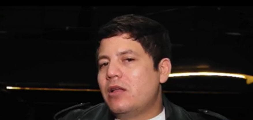 Tras la entrevista, el cantante ha ido retomando presencia pública y así lo hizo la noche del lunes 6 de septiembre en Instagram, justo tres meses después de los hechos que lo llevaron a ser buscado por la justicia mexicana.
<br>