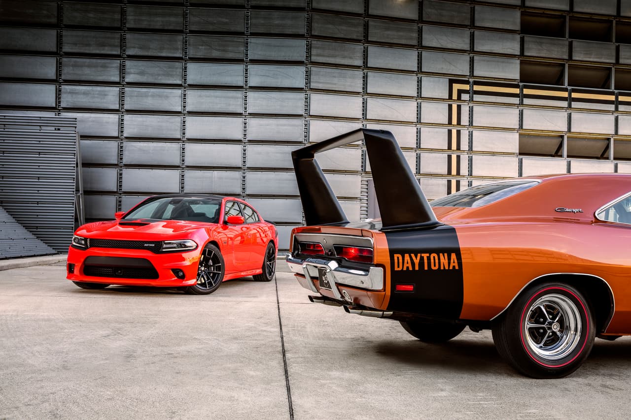 Dodge Charger Daytona 1969 ganó un total de 22 carreras del circuito NASCAR entre 1969 y 1970 y tenía un aspecto muy único.