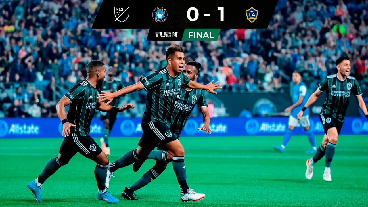 Galaxy derrotó a Charlotte con golazo histórico de Efraín Álvarez
