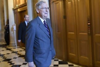 El líder de la mayoría republicana, Mitch McConnell, quien se opone a modificar la Ley Patriota.