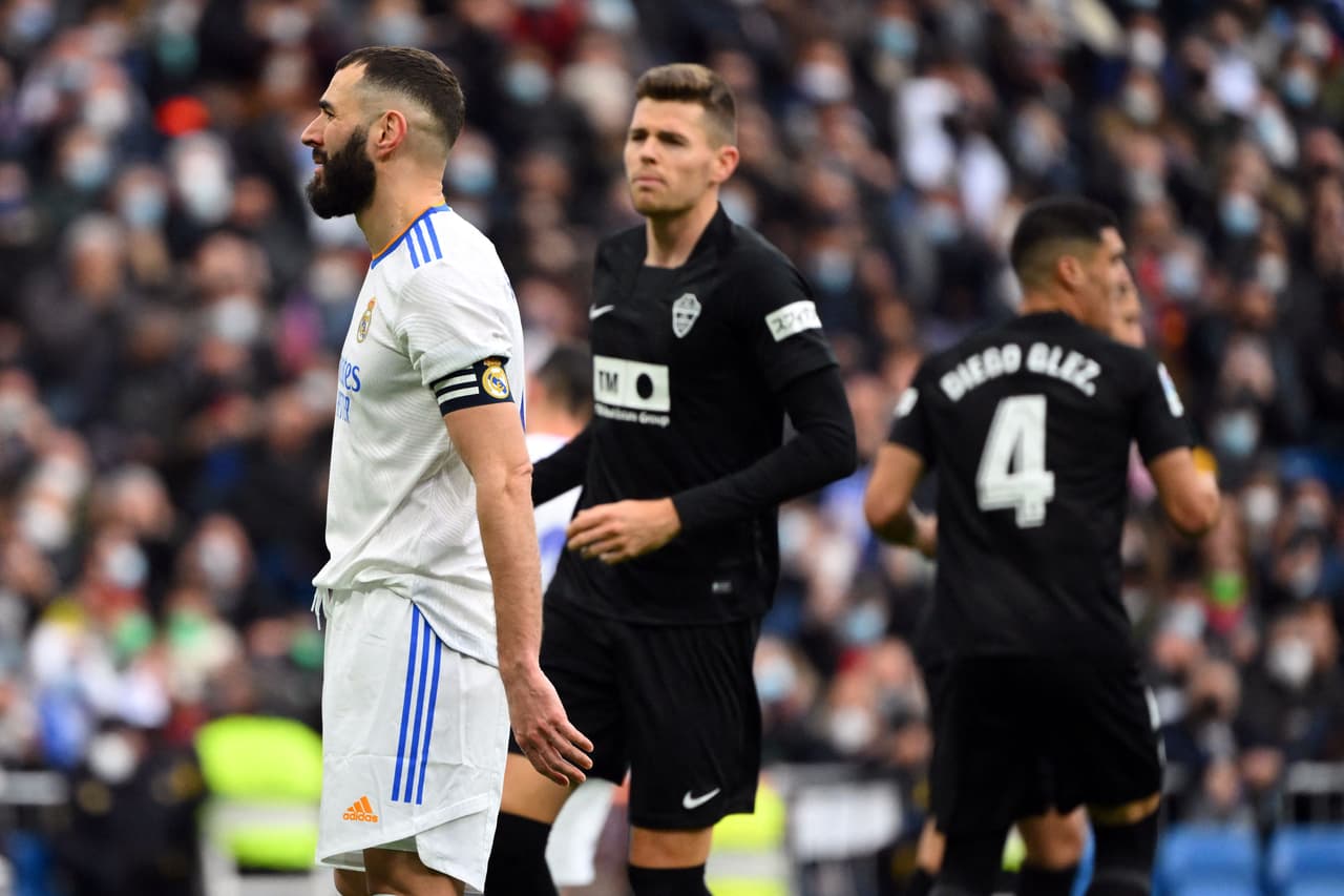 El Real Madrid consiguió un par de goles en la recta final, uno de Luka Modric por la vía del penalti al 82 y el otro en tiempo de reposición de Eder Militao, para empatar en casa ante Elche.