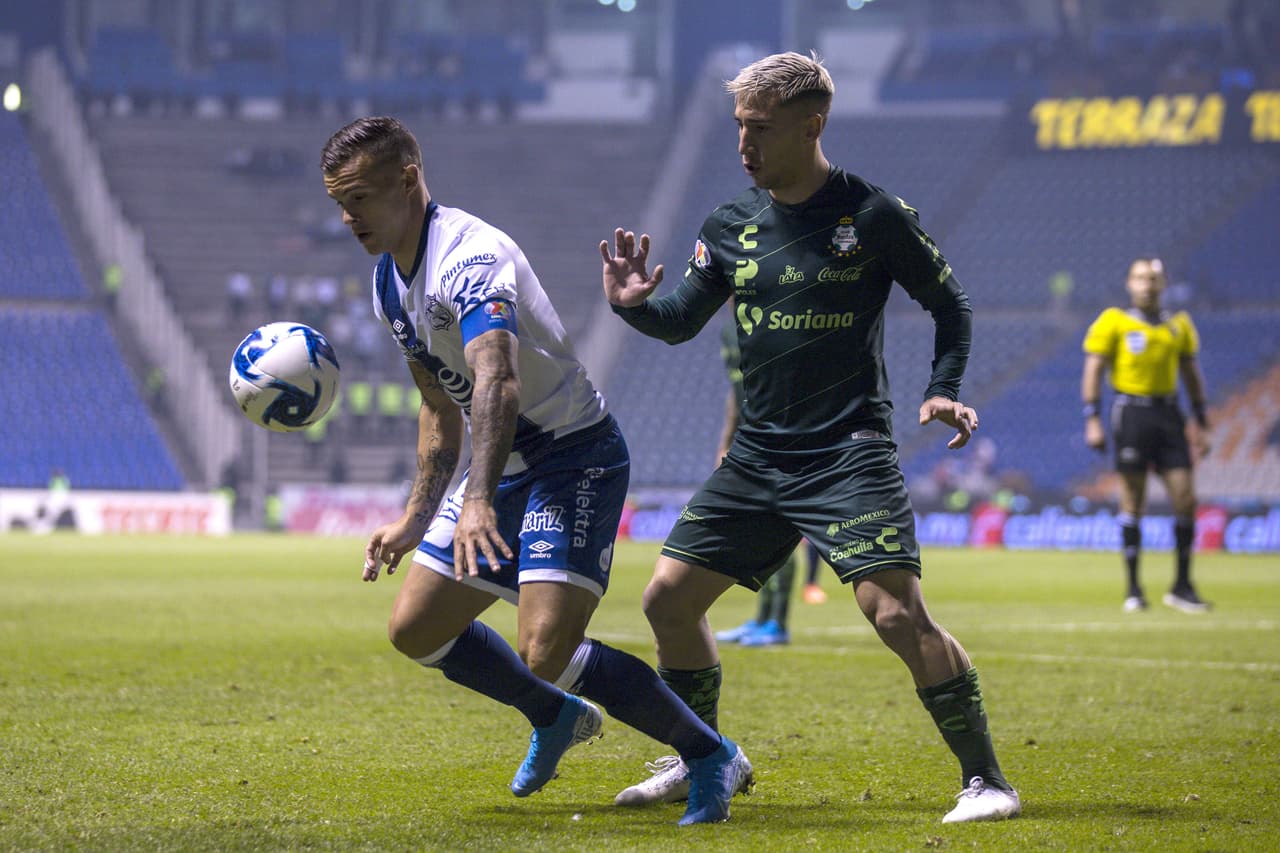 Con gol del Polaco Menendez al minuto 90+5, Puebla empata y rescata un punto en casa.