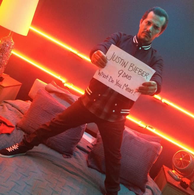 Se nota que Leguizamo lo está apoyando en todo, hasta formó parte del countdown que Bieber organizó para el lanzamiento de este tema.