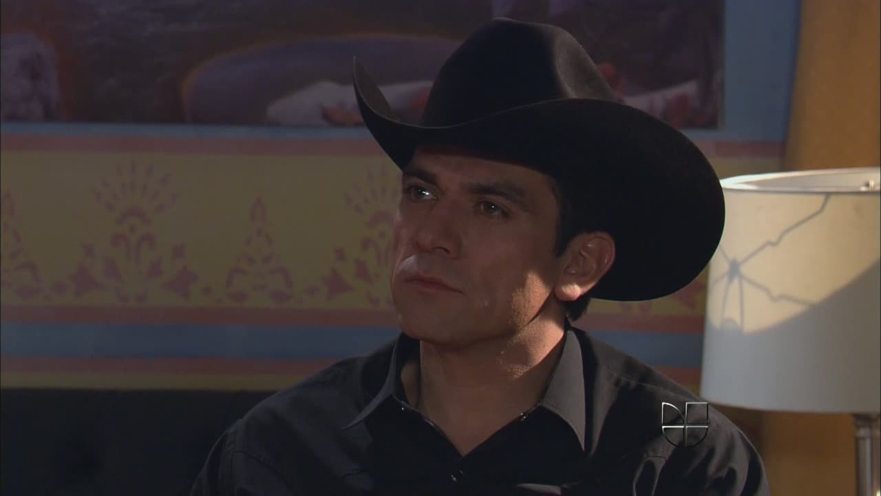 Aunque Rogelio era un hombre duro, Ana Paula comenzó a ablandar su corazón y su relación dejó de ser regida por un simple contrato.