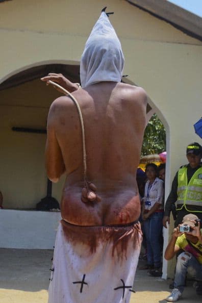 Y Colombia es una de las tantas regiones que se une a las autoflagelaciones.