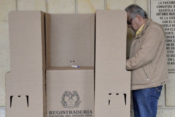 "Podemos seguir afirmando que hasta este momento estas elecciones siguen siendo las elecciones más seguras de la historia reciente", declaró Pinzón a periodistas en Bogotá.