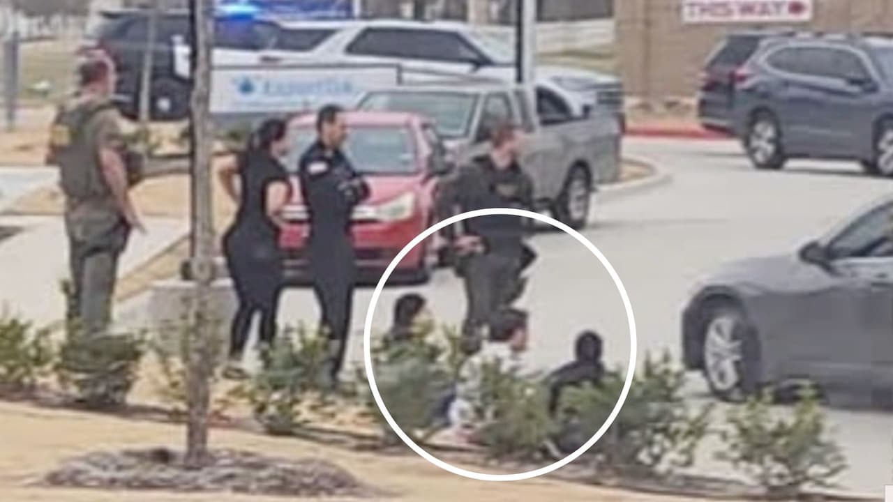 Madre e hijo se resignan a la deportación tras ser detenidos por ICE mientras trabajaban en una bodega en el norte de Texas