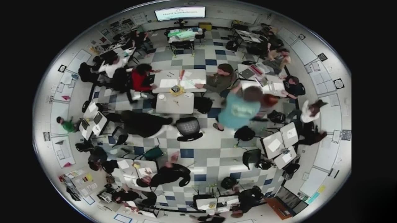 Muestran por primera vez videos del tiroteo en Apalachee HS desde el interior de la escuela