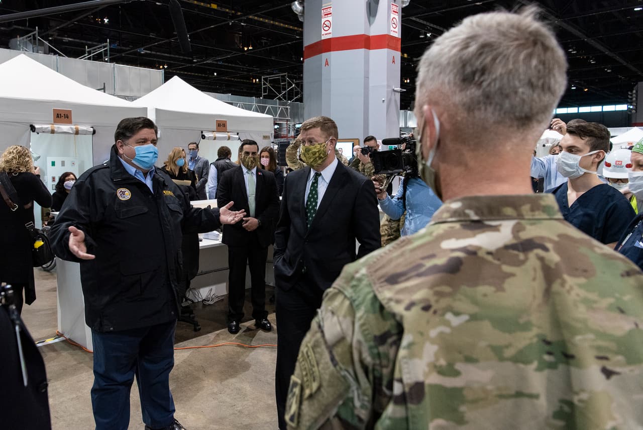 "Están poniendo a todos en peligro": JB Pritzker reacciona sobre video de una fiesta al oeste de Chicago