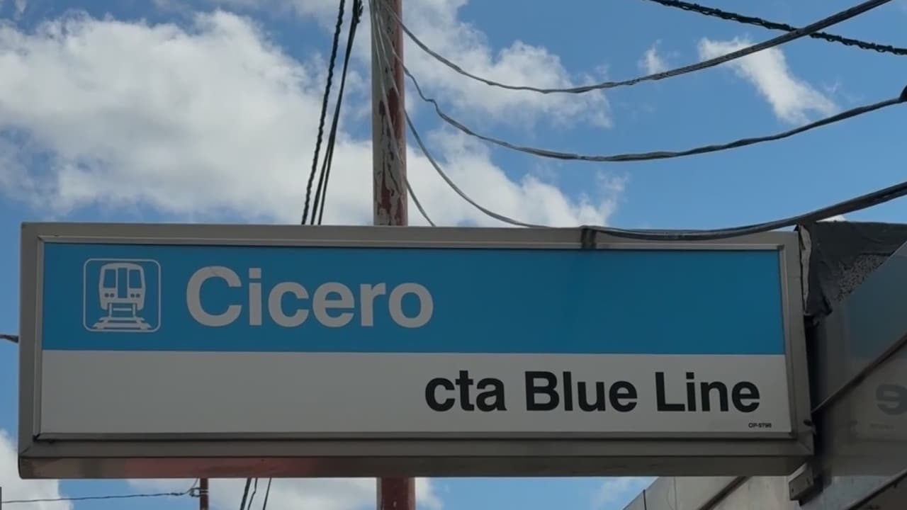 Investigan supuesto ataque sexual a bordo de tren de la línea azul de la CTA